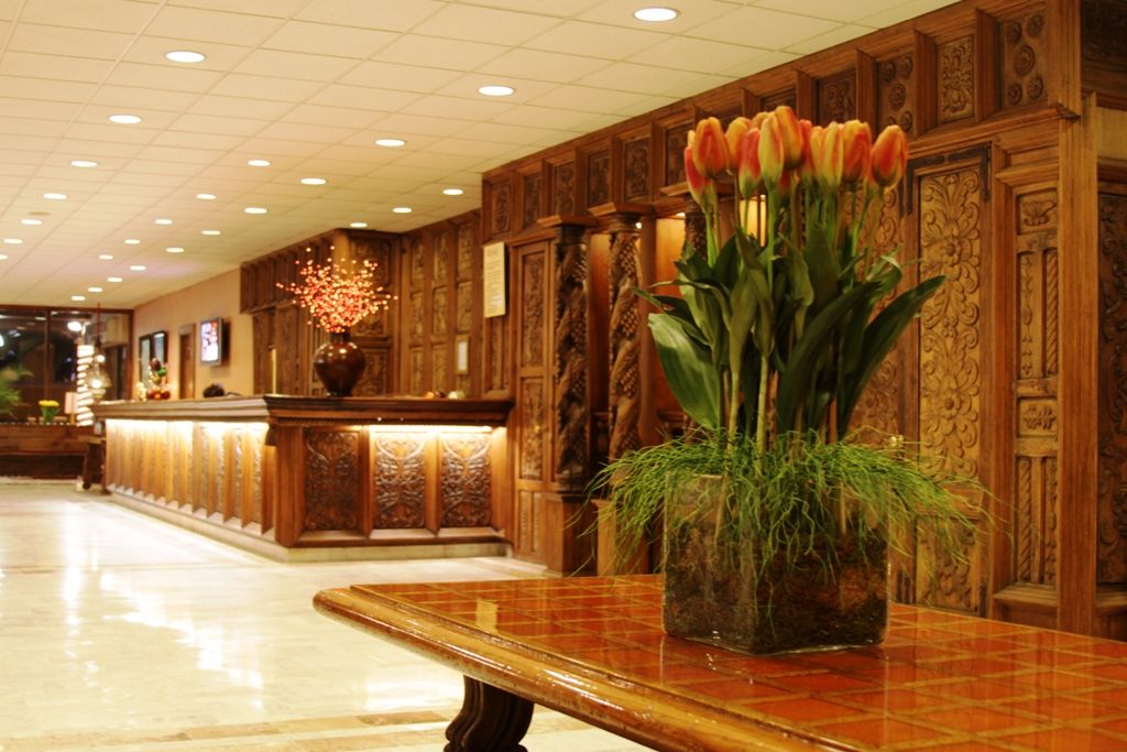 Plaza Uruapan Hotel Exterior foto
